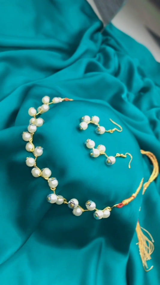 Beautiful Stylish Pearl Necklace with Ear