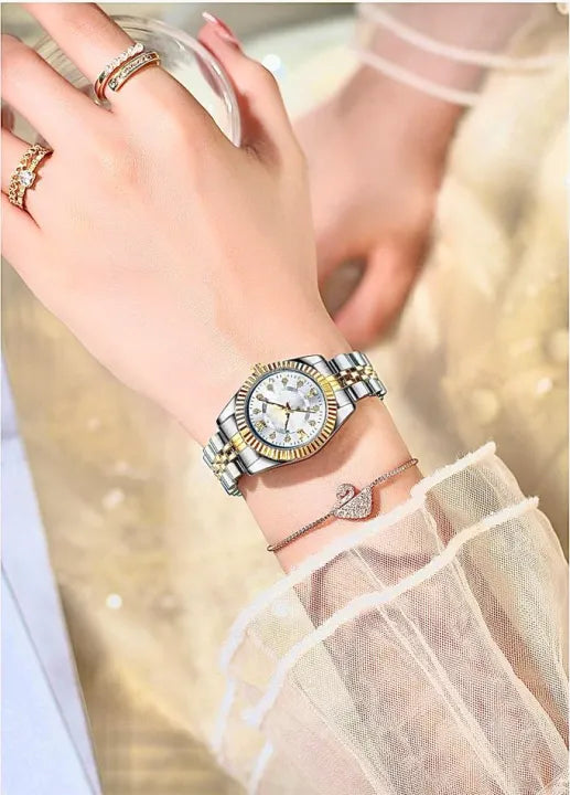 Luxurious Ladies Fashion Watch